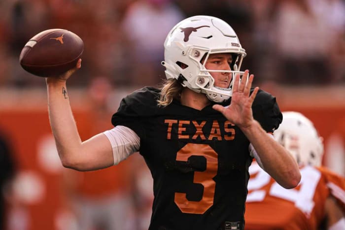 Quinn Ewers Quarterback Texas Longhorns